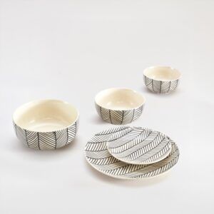 Striped Dinner Set